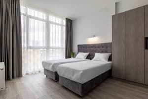 Апарт-отель Barasport city apartments. Апартаменты двухместный DeLuxe Silver Style с панорамным видом 5