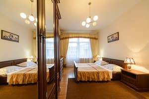 Квартира Best Rent. Квартира на площади Льва Толстого 15