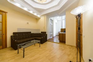 Квартира Best Rent. Квартира возле Арена Сити и Крещатика 4